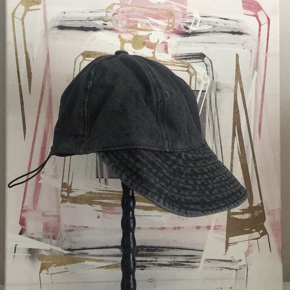 Black acid wash denim baseball bucket hat